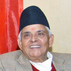 रहेनन् बुढाबुढीलाई भत्ता दिने नेता