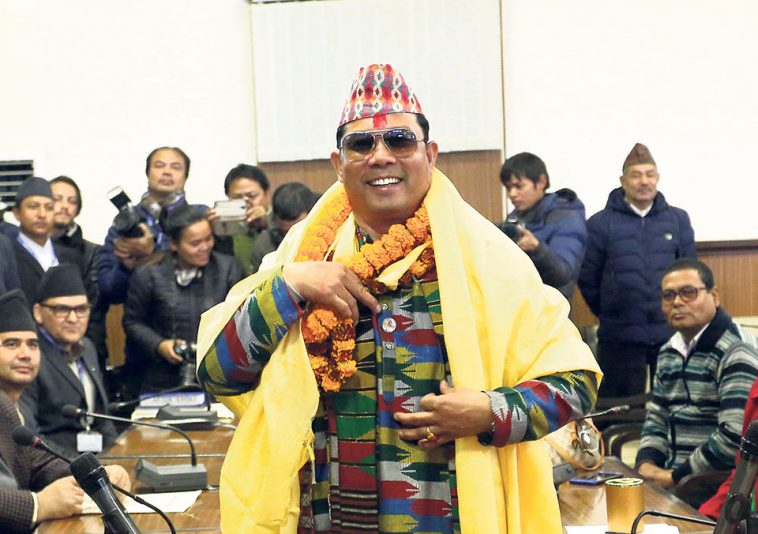 टीकापुर घटनाका मुद्दा फिर्ता लिनेबारे बालुवाटारमा छलफल रेशम चौधरी स-सम्मान बाहिर आउने प्रचण्डको विश्वास