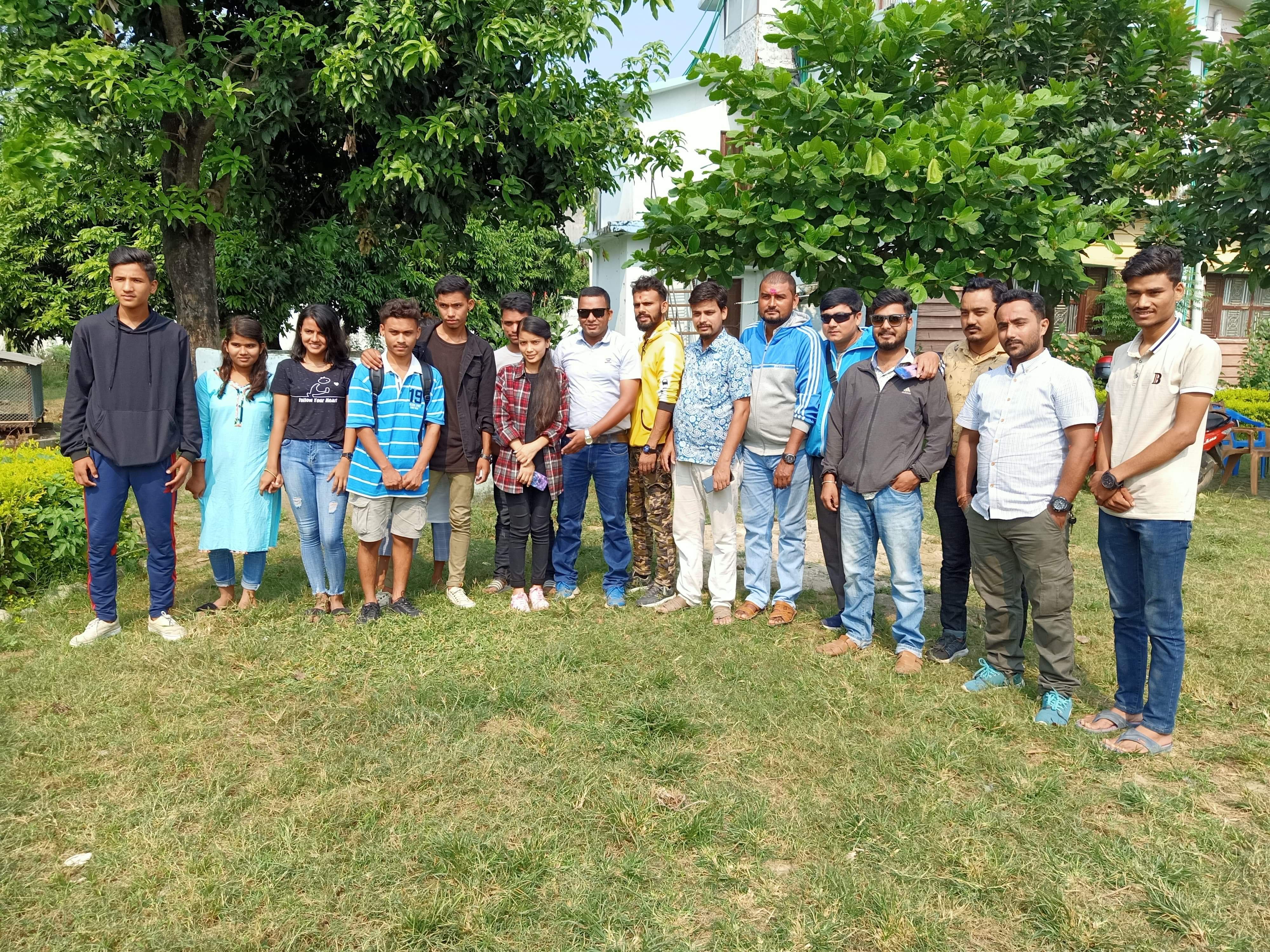 लियो क्लब अफ लम्कीको देउसी भैलो लागि उदय भाटको संयोजनमा