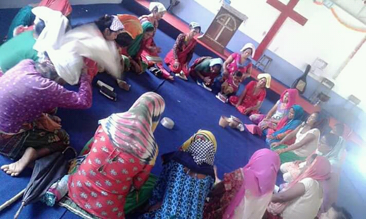कहालीलाग्दो तरिकाले धर्म परिवर्तन -एउटै वडामा सयौ चर्च