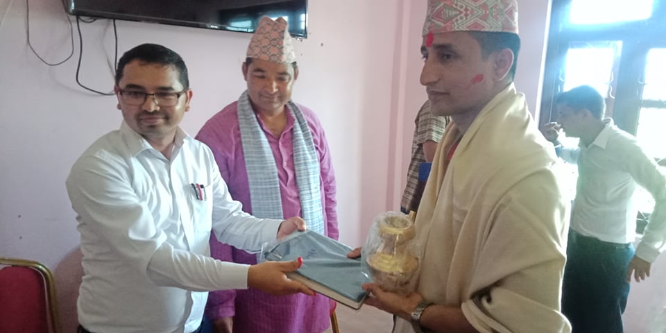 लम्कीचुहा नगरपालिकाले  नव आगन्तुक कर्मचारीलाई स्वागत , ईलाका प्रहरी कार्यालय लम्कीका प्रमुखको बिदाई