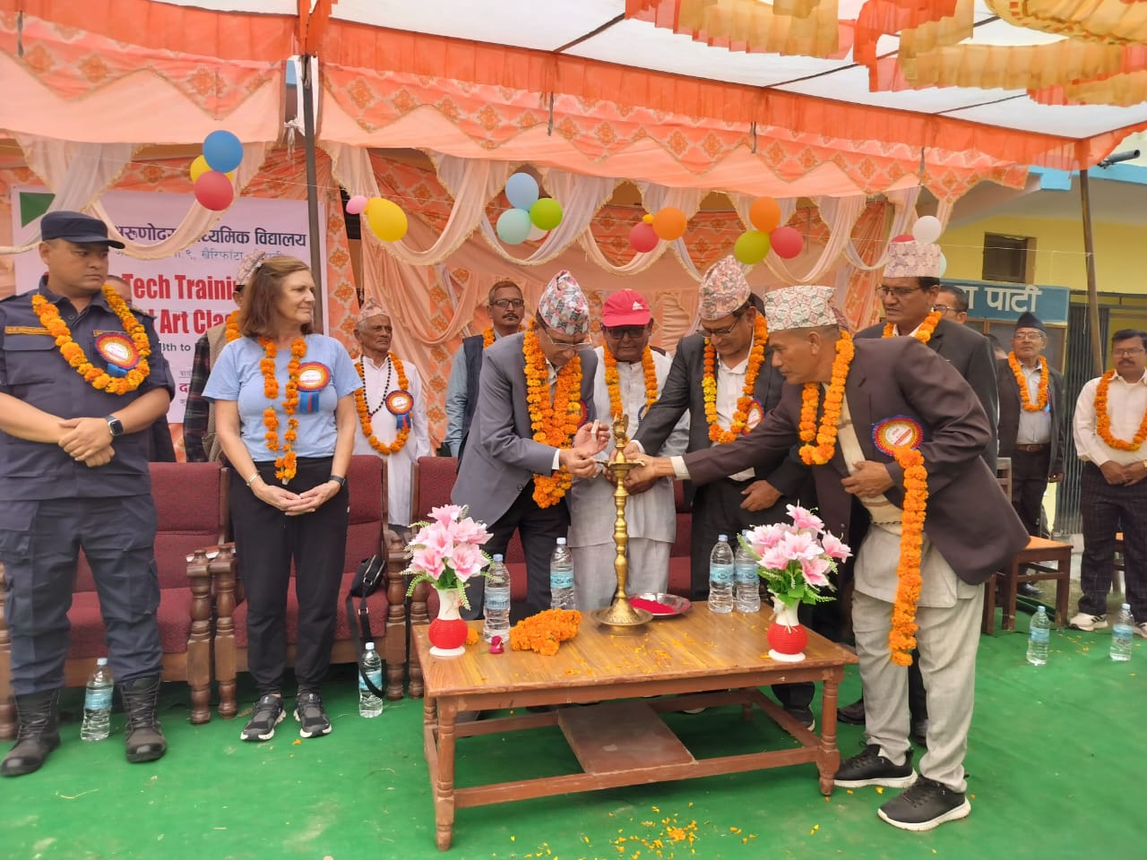 अरूणोदय मावि खैरीफाँटामा छात्राहरूका लागि प्रविधि र कला तालीम सुरु